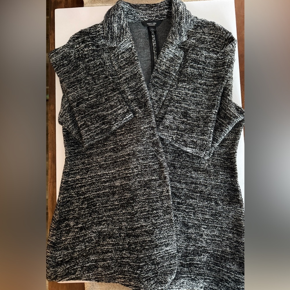 Simple Vera Wang Open Front Sweater/Blazer. Women’s Large Black Gray Knit Jacket